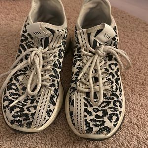 steve madden sneakers